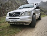 Mercedes ML 320-5
