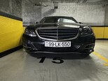 Mercedes E 350-1