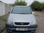 Opel Zafira-1