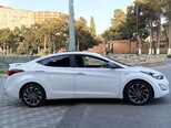 Hyundai Avante-4
