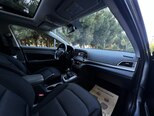 Hyundai Elantra-12