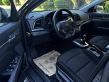 Hyundai Elantra-9