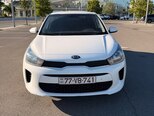 Kia Rio-1