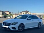 Mercedes E 300-1