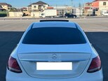 Mercedes E 300-7
