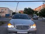 Mercedes C 320 4MATIC-10