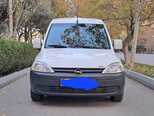 Opel Combo-1