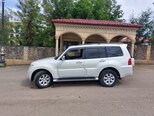 Mitsubishi Pajero-7