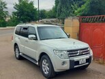 Mitsubishi Pajero-15