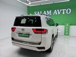 Toyota Land Cruiser-6