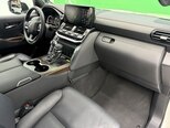 Toyota Land Cruiser-11
