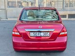 Nissan Tiida-6