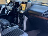 Toyota Land Cruiser Prado-11