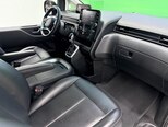 Hyundai Staria-11