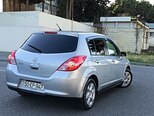 Nissan Tiida-14