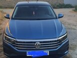 Volkswagen Jetta-1
