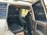 Toyota Land Cruiser-6