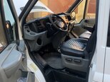 Ford Transit-7