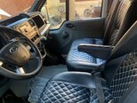 Ford Transit-6
