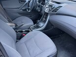 Hyundai Elantra-4