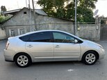 Toyota Prius-11