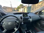 Toyota Prius-8
