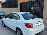 Kia Rio-3
