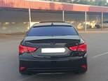 Hyundai Sonata-11