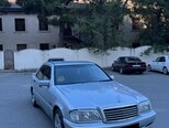 Mercedes C 200-1