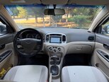 Hyundai Accent-15