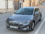 Hyundai Elantra-2
