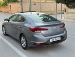 Hyundai Elantra-8