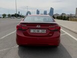 Hyundai Elantra-4