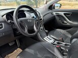Hyundai Elantra-9