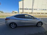 Hyundai Elantra-4