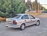 Opel Vectra-12