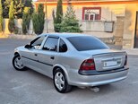 Opel Vectra-7