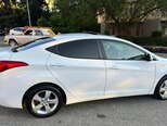 Hyundai Elantra-10