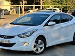 Hyundai Elantra-5