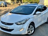 Hyundai Elantra-1