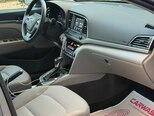Hyundai Elantra-13