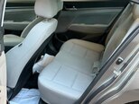 Hyundai Elantra-16