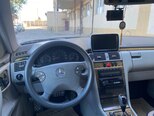 Mercedes E 320-5