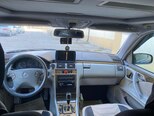 Mercedes E 320-7