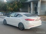 Hyundai Elantra-7
