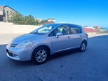 Nissan Tiida-5