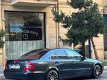 Mercedes E 220-5