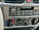 Nissan Sunny-5