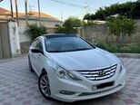 Hyundai Sonata-11