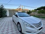 Hyundai Sonata-5